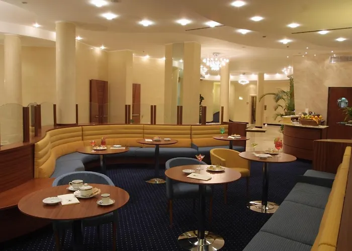 Hotel sulla spiaggia: Nicotel Barletta
