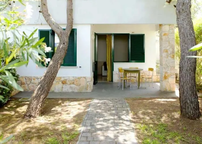 Hotel Ping Pong: Salento Villaggio Turistico Residenza Torre Rinalda