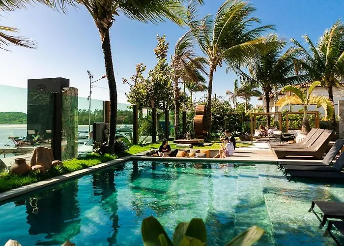 Hotel com piscina: Bravo Pousada Design