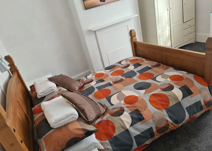 Family Friendly Hotels Maon