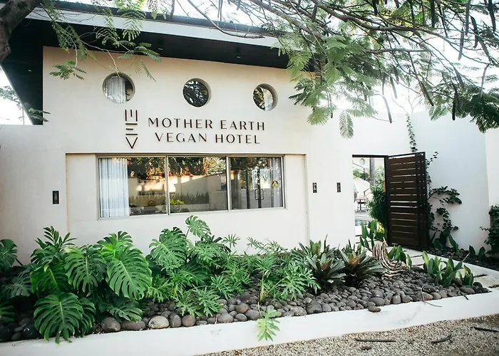 Hotel with view: Mother Earth Luxury Boutique Hotel, Restaurant & Spa (Adults Only)