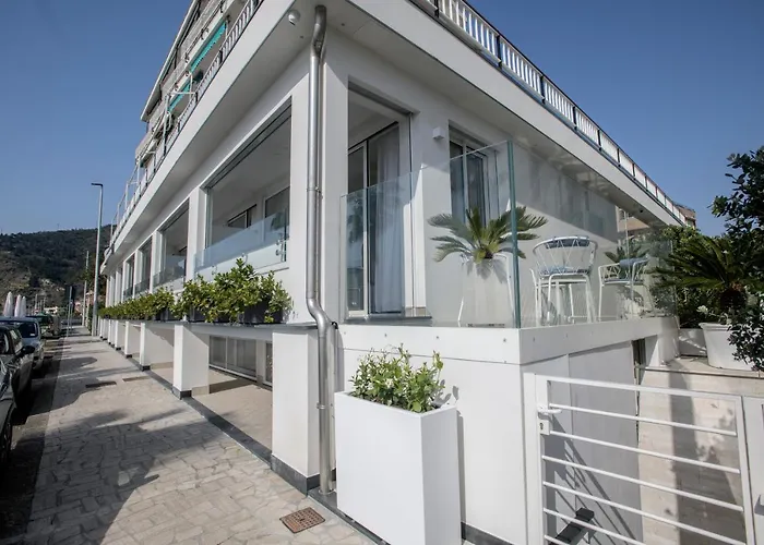 Appartamento : Vistamare Luxury Retreat Appartamenti