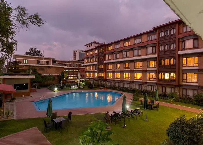 The Malla Hotel - Thamel, 2 Km To Swayambhunath Temple