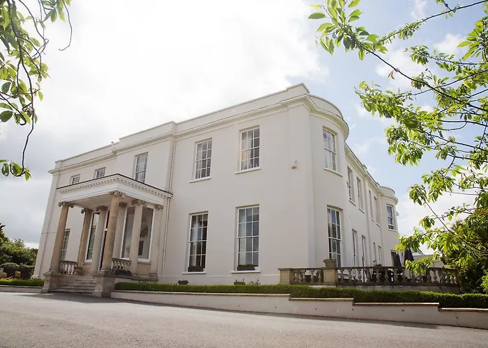 Private Villa: The Mount Somerset