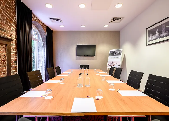 4 sterren hotel: Blooma Hotel Liege Centre - Handwritten Collection