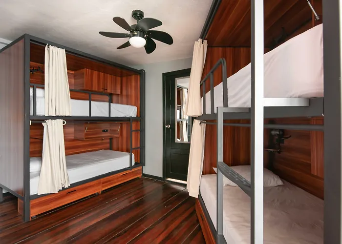 Kid friendly hotel Slumber Party Tamarindo