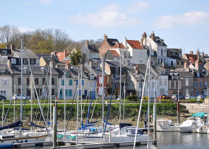 Du Port Et Des Bains