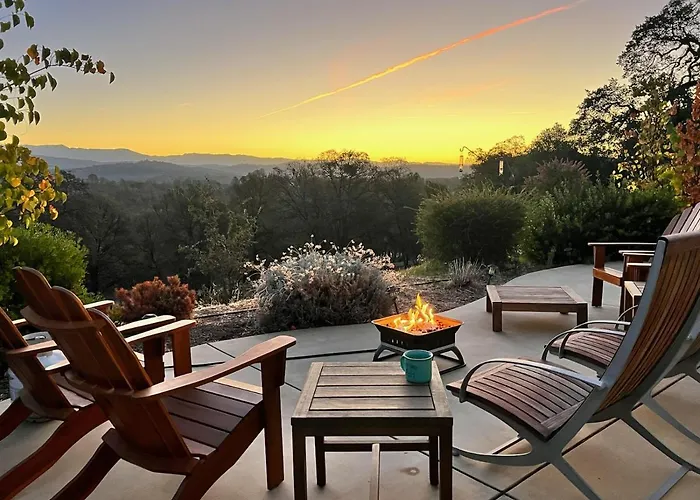 Togo villas Sierra Ranch - A Yosemite Retreat
