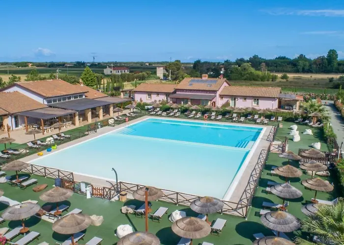 Hotel Con Piscina Fattoria Palazzeta