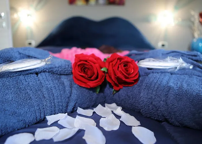 B&B Bellavista Exclusive DESENZANO JACUZZI PISCINA VISTA LAGO