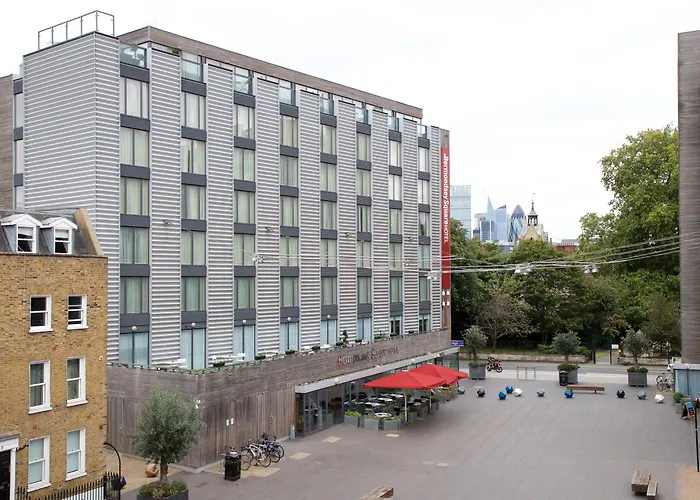 Animaux admis Bermondsey Square - A Bespoke