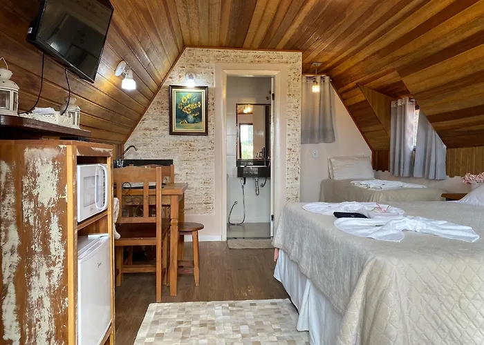 Vila: Chalés Paraíso Monte Verde