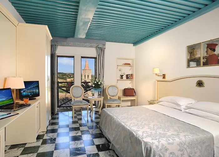  Albergo Raffaello