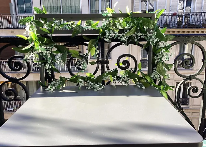 Bed And Breakfast Paris Quartier Champs-Elysees