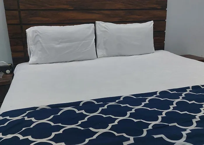 Hotel Elegant Gulshan-E-Iqbal Karachi