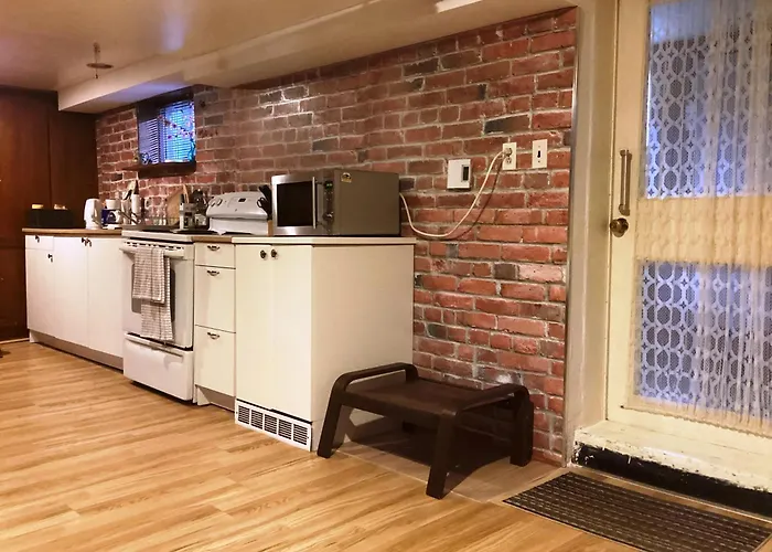 Apartment: Maria Montreal