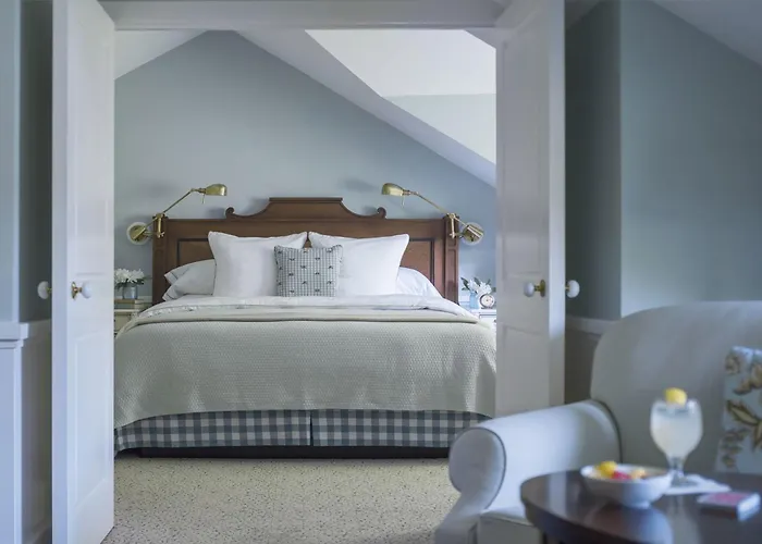 Woodstock Inn &