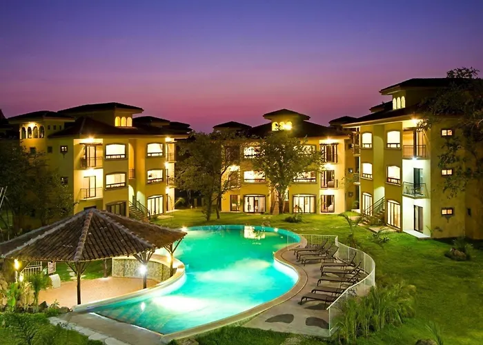 Oaks Tamarindo Pool Front Condominiums Fast Wifi