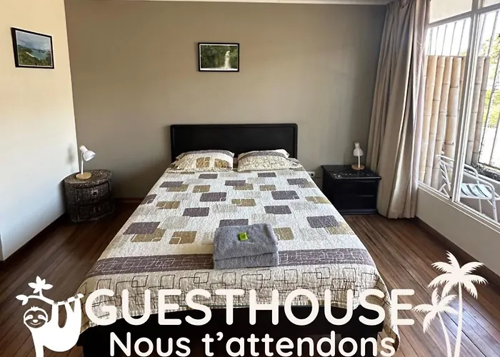  Costa Rica Guesthouse