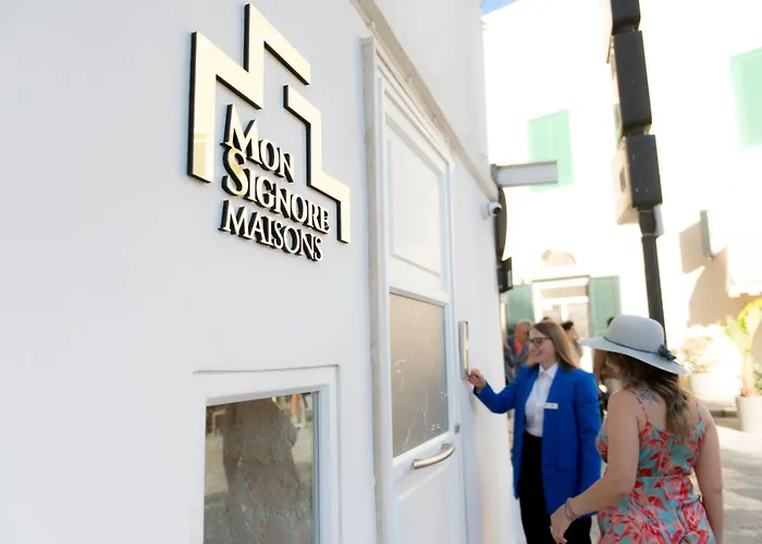 Hotel Jacuzzi: Monsignore Maisons