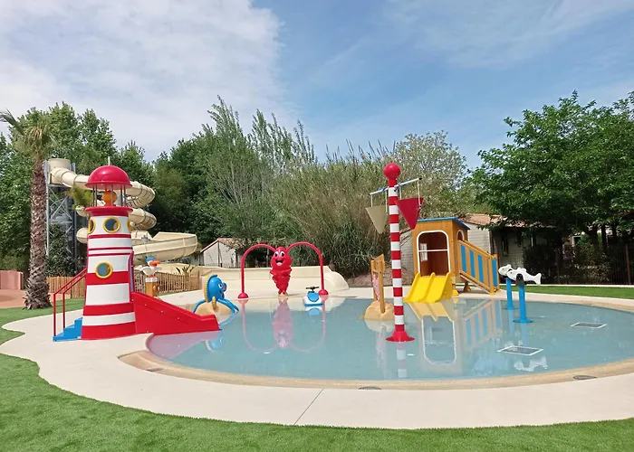 Hotel pres du College: Camping Le Méditerranée Argelès - Domaine piétonnier