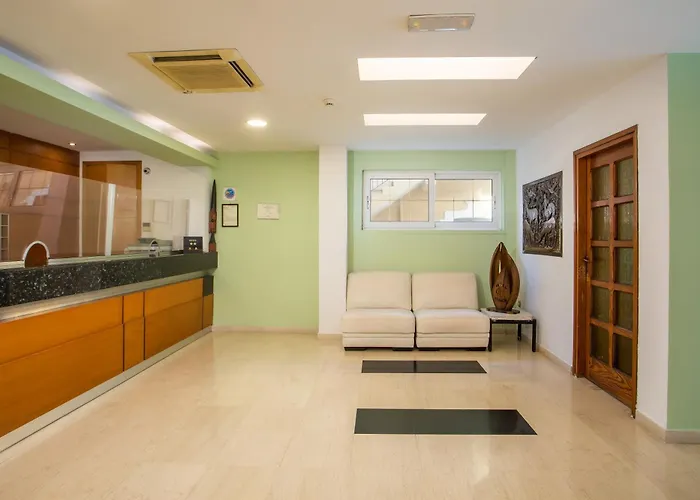 Hotel met uitzicht: Hotel Africa