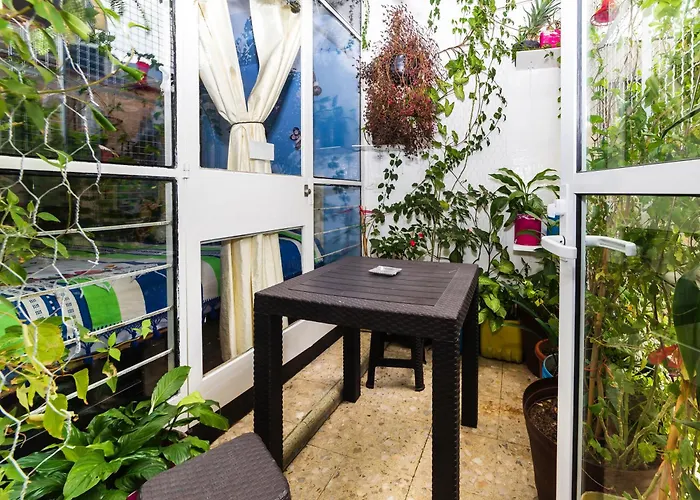 Casa ITZAE B&B- Lincoln Park