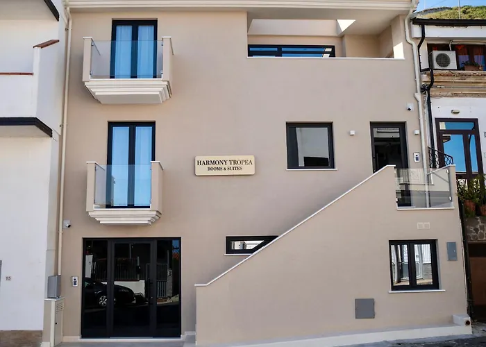 Hotel Jacuzzi: Harmony Tropea Rooms & Suites