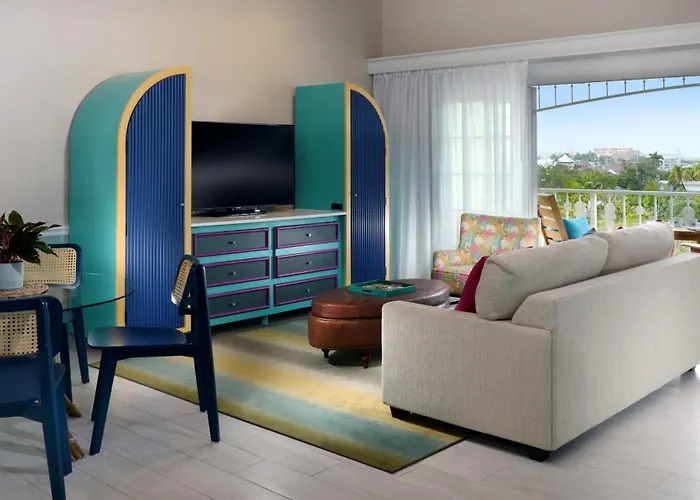 Jacuzzi hotel: Ocean Key Resort & Spa, A Noble House Resort