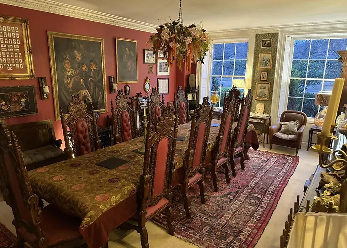 Central hotel: The Covenstead