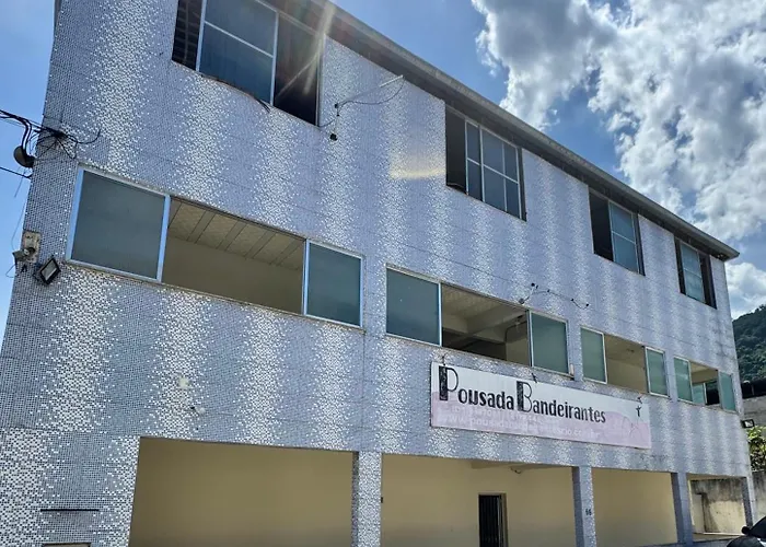 Hotel que aceita animais de estimação: Pousada bandeirantes