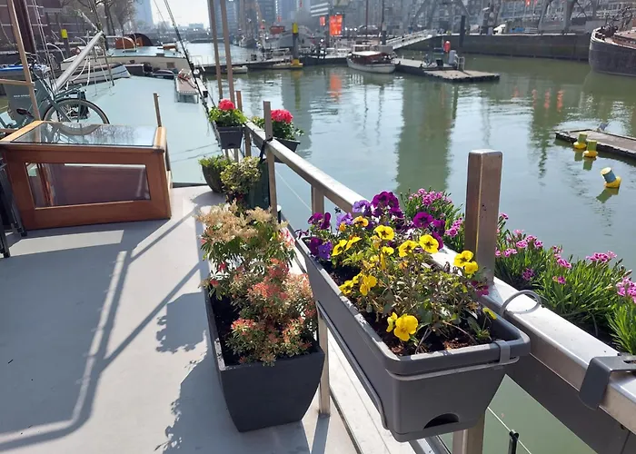 Boat Rooms On Water B&B