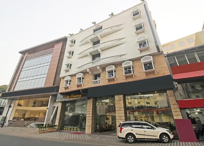 Central hotel: Hs Elite Residency