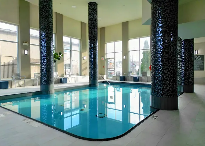 Luxury hotel only: Comfort Hotel