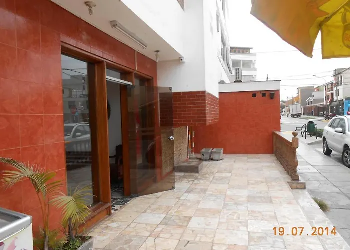 Hostal Cesar Alberto