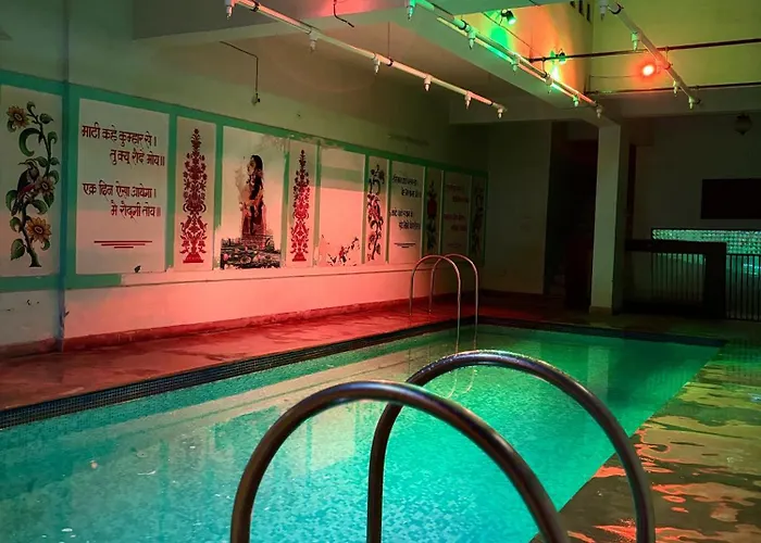 Rani Mahal Hotel