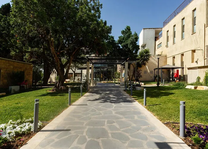 5 star hotel: Ramat Rachel Resort