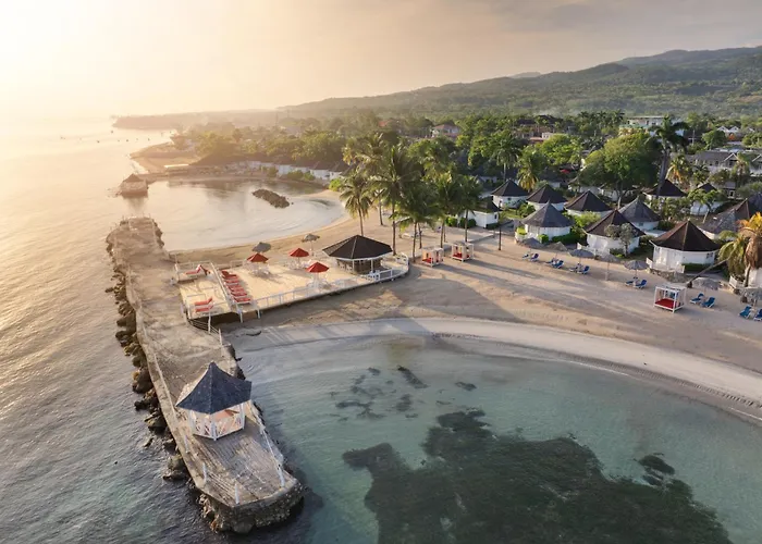 Romantic hotel: Grand Muthu Runaway Bay Club Caribbean