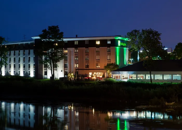 Jacuzzi hotel: Holiday Inn Milwaukee Riverfront By Ihg