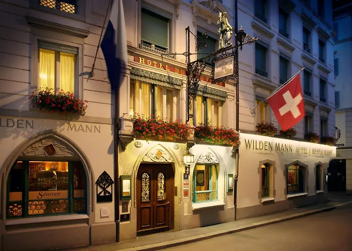 Central hotel: Romantik Hotel Wilden Mann Luzern