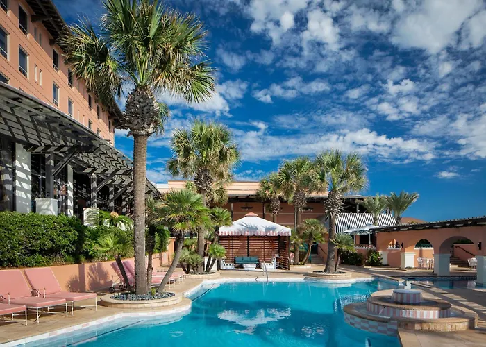 Pet Friendly hotel: Grand Galvez Resort, Autograph Collection