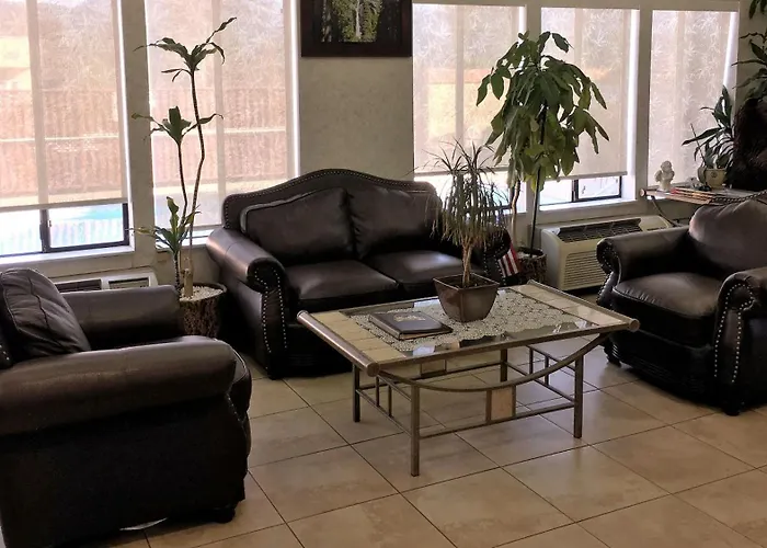 Motel: Yosemite Sierra Inn