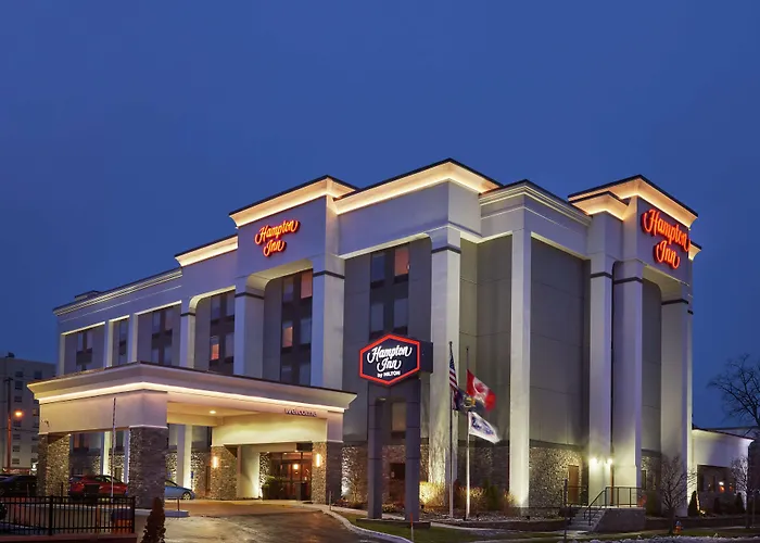 Cheap hotel: Hampton Inn Niagara Falls