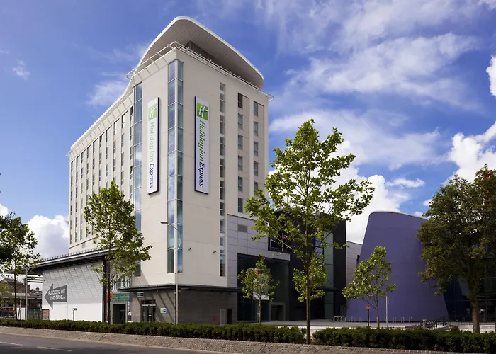 Holiday Inn Express Hull City Centre By Ihg