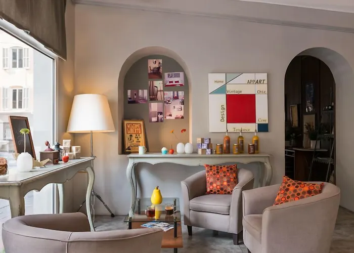 Hôtel accueillant les animaux: Hôtel Edmond Rostand