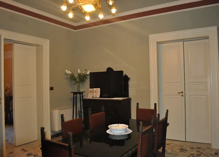 Hotel con vistas: B&B Teatro Bellini