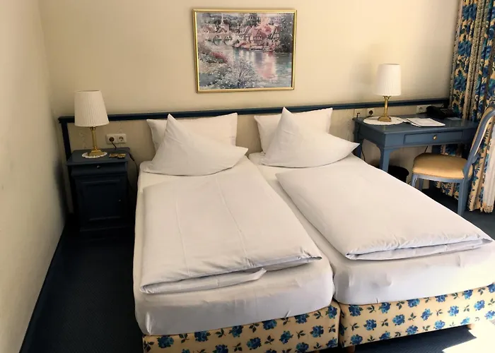 3 sterren hotel: Moselromantik Hotel Weissmuehle