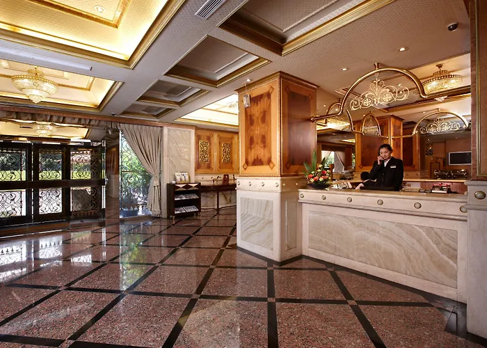 Hotel de 3 estrellas: Charming City Songshan Hotel