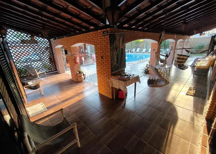 Hotel de praia: Pousada Na Praia Ubatuba