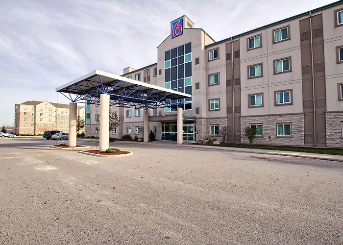 Motel 6-, On - Ontario